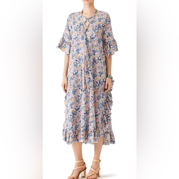 See By Chloe Dresses & Skirts - See By Chloe Oversized Floral Dress - Size 40